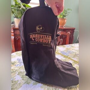 The Nashville cowboy Gatlinburg boot bag. Black canvas.